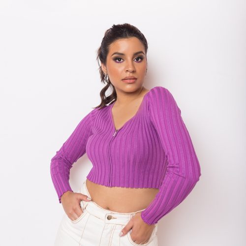 Cropped Vivian