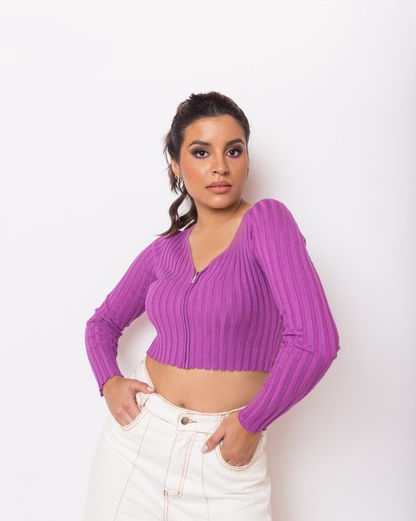 Cropped Vivian