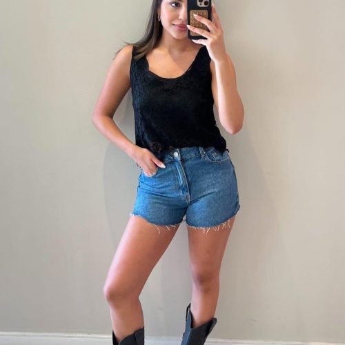 Short Giovanna