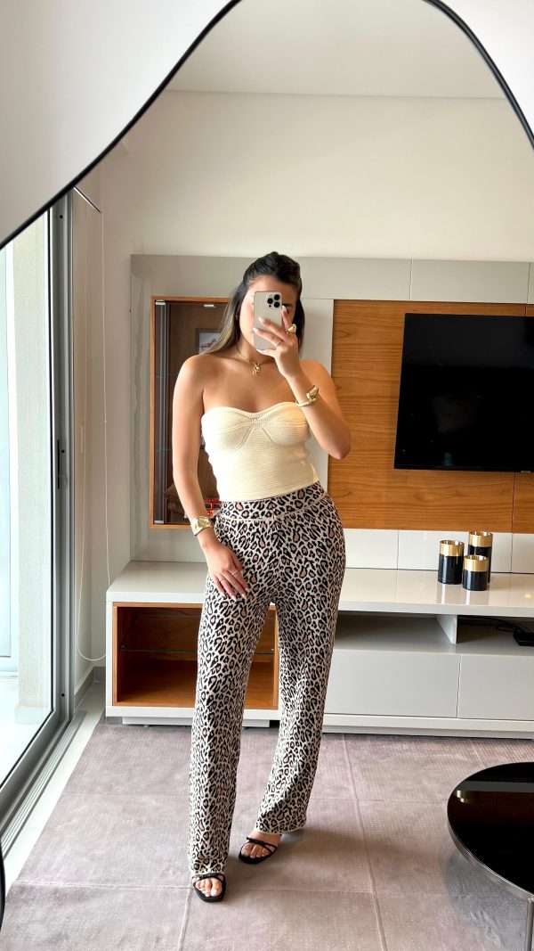 Cropped Tomara