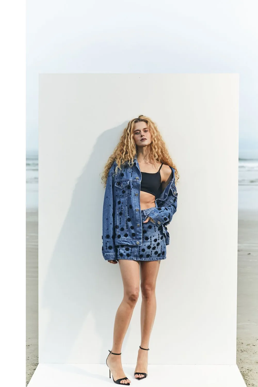 Chaqueta Oversize Bordada - Imagen 2