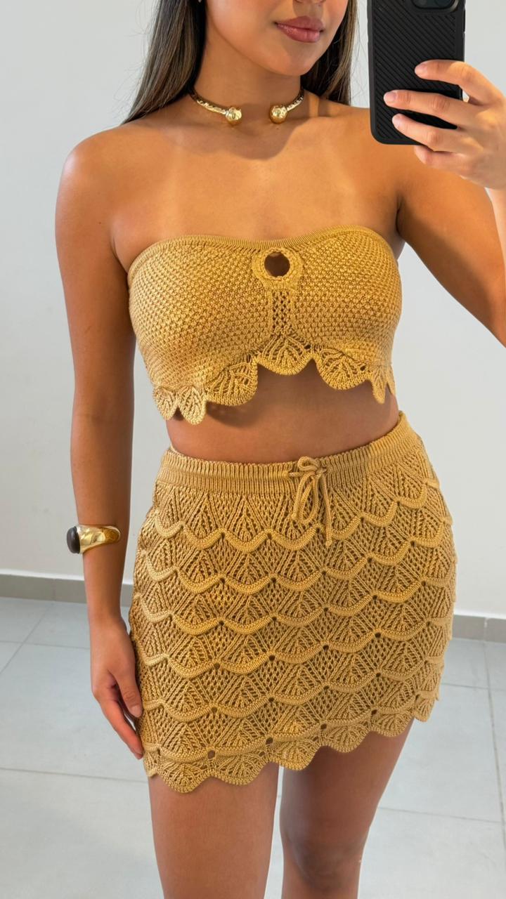 CONJUNTO CROP Y FALDA - Imagen 2